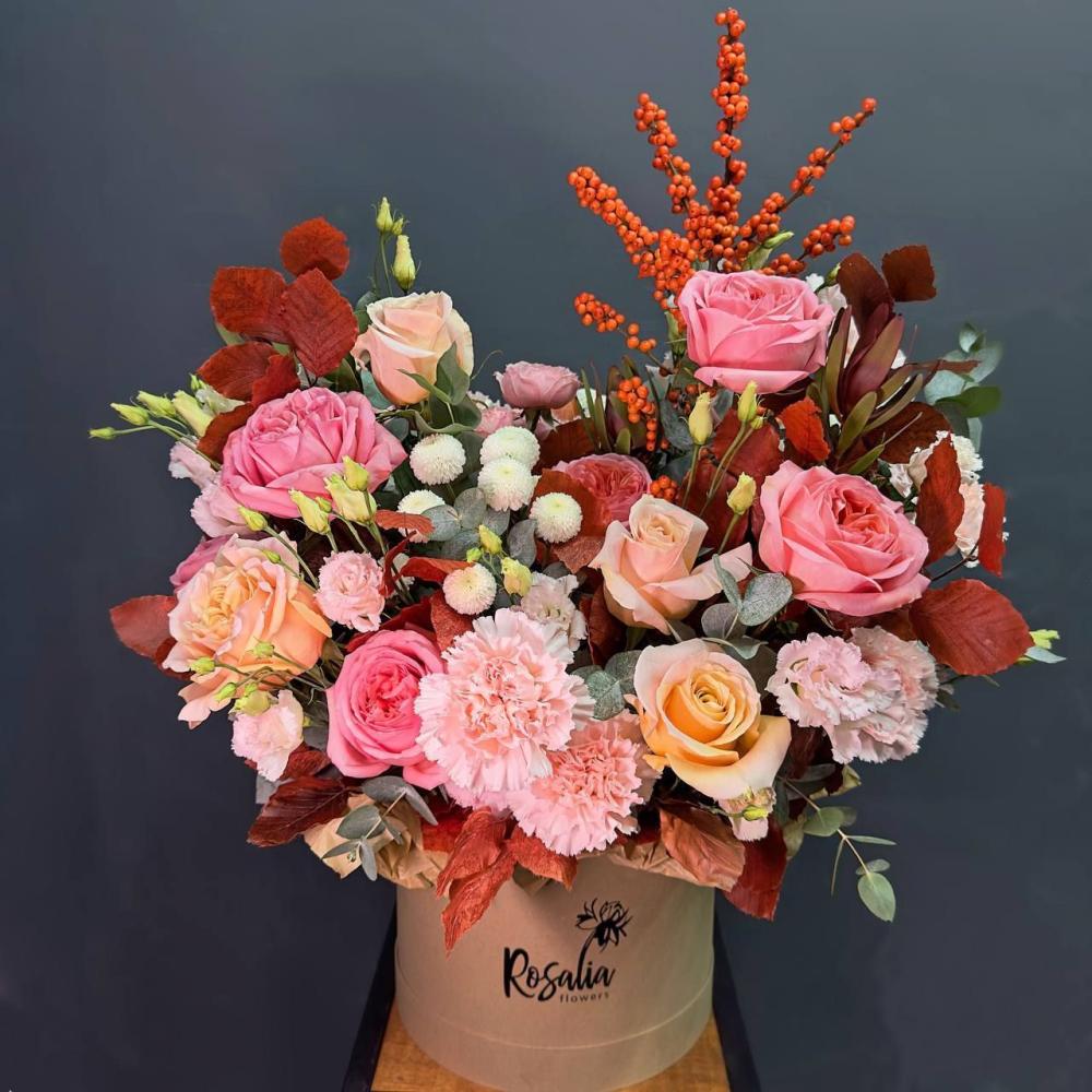 Шляпная коробка №125 с доставкой в Обнинске и Малоярославце – Rosalia Flowers Шляпная коробка №125 с доставкой в Обнинске и Малоярославце – Rosalia Flowers