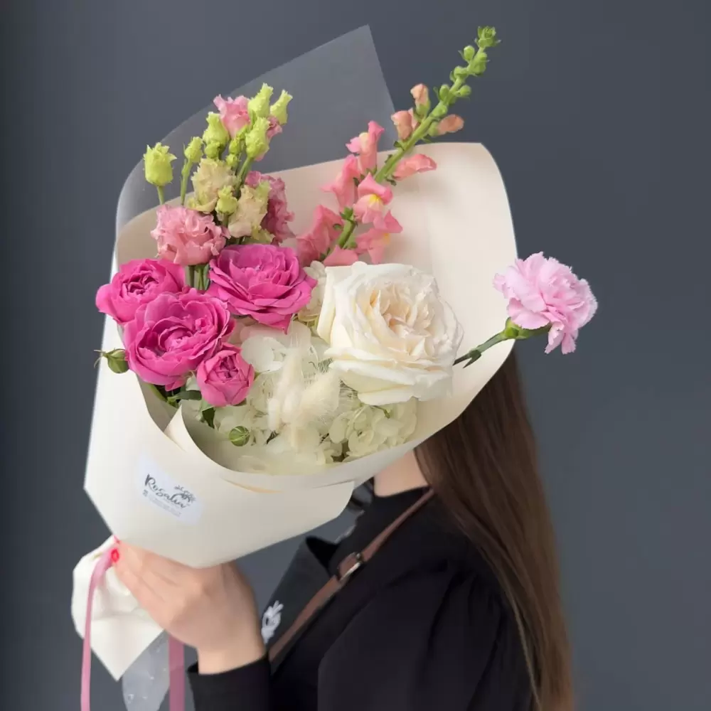 Романтика в цветах: как подобрать идеальный букет для признания в любви