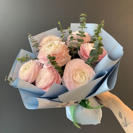 Букет №109 с доставкой в Обнинске и Малоярославце – Rosalia Flowers