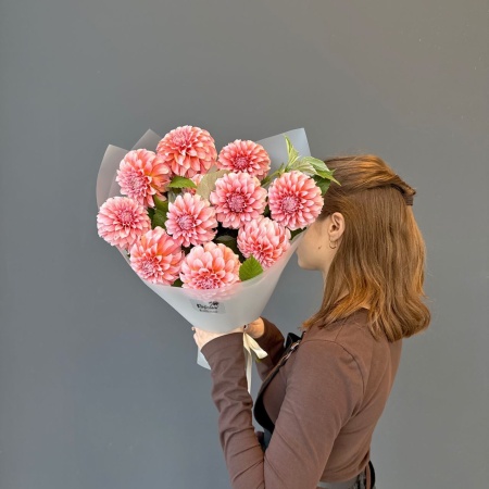 Букет №599 с доставкой в Обнинске и Малоярославце – Rosalia Flowers
