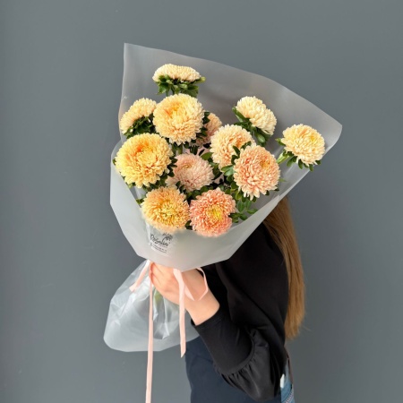 Монобукет №534 с доставкой в Обнинске и Малоярославце – Rosalia Flowers