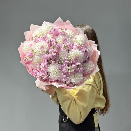 Букет №625 с доставкой в Обнинске и Малоярославце – Rosalia Flowers