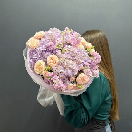 Букет №617 с доставкой в Обнинске и Малоярославце – Rosalia Flowers