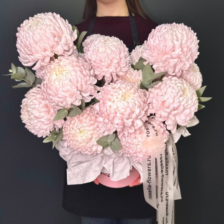 Шляпная коробка №127 с доставкой в Обнинске и Малоярославце – Rosalia Flowers