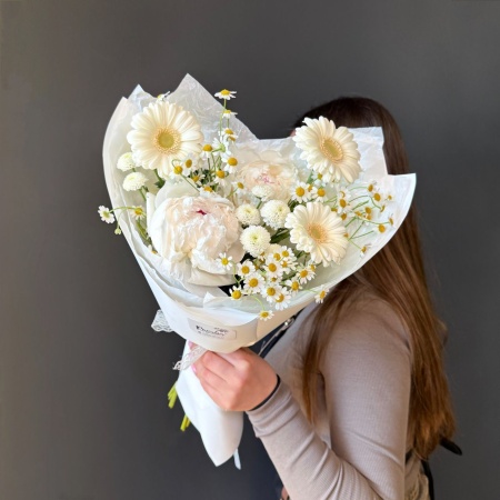 Букет №555 с доставкой в Обнинске и Малоярославце – Rosalia Flowers