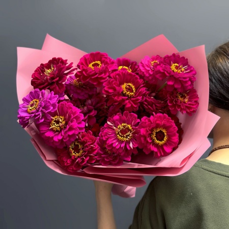 Монобукет №195 с доставкой в Обнинске и Малоярославце – Rosalia Flowers