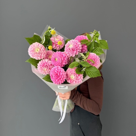 Букет №598 с доставкой в Обнинске и Малоярославце – Rosalia Flowers
