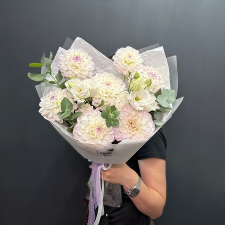 Букет №587 с доставкой в Обнинске и Малоярославце – Rosalia Flowers