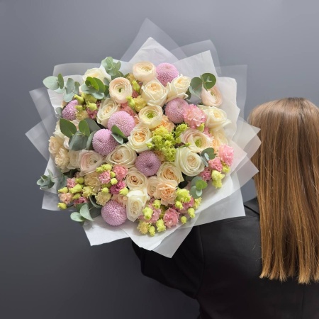Букет №238 с доставкой в Обнинске и Малоярославце – Rosalia Flowers