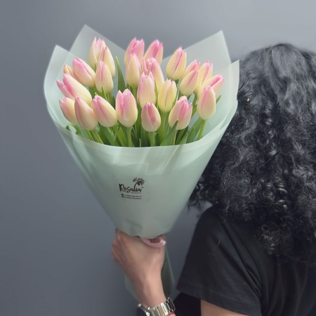 Монобукет №137 с доставкой в Обнинске и Малоярославце – Rosalia Flowers