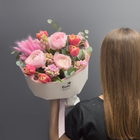 Букет №241 с доставкой в Обнинске и Малоярославце – Rosalia Flowers