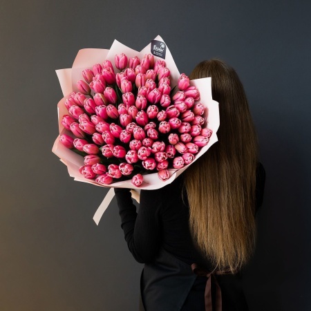 Тюльпан моно №6 101шт с доставкой в Обнинске и Малоярославце – Rosalia Flowers