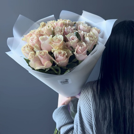 Монобукет №98 с доставкой в Обнинске и Малоярославце – Rosalia Flowers