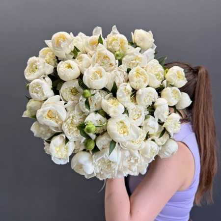 Пион Дюшес с доставкой в Обнинске и Малоярославце – Rosalia Flowers