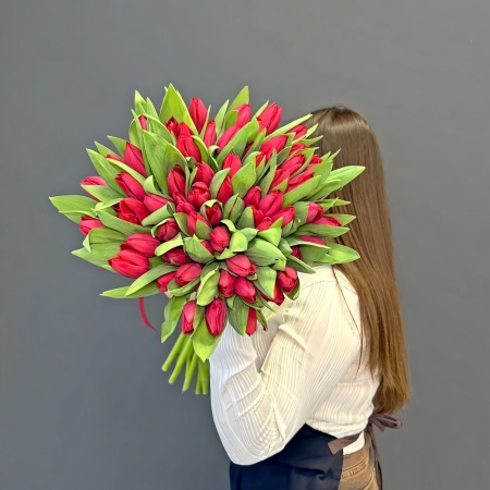 Тюльпан Красный с доставкой в Обнинске и Малоярославце – Rosalia Flowers