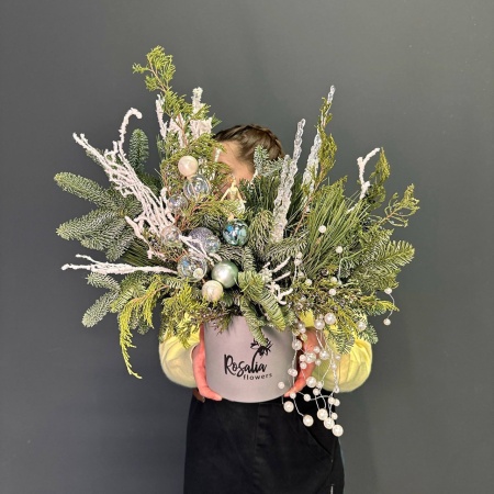 Композиция №186 с доставкой в Обнинске и Малоярославце – Rosalia Flowers