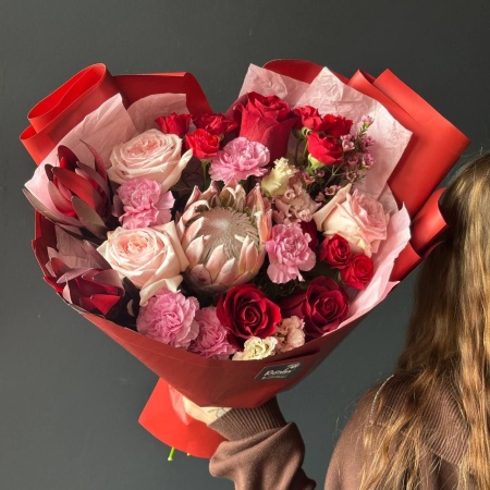 Букет №400 с доставкой в Обнинске и Малоярославце – Rosalia Flowers
