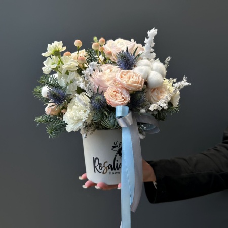 Шляпная коробка №111 с доставкой в Обнинске и Малоярославце – Rosalia Flowers