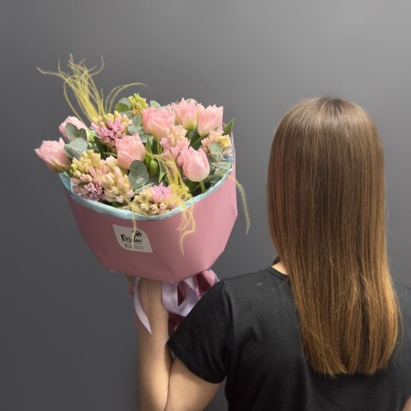 Букет №240 с доставкой в Обнинске и Малоярославце – Rosalia Flowers