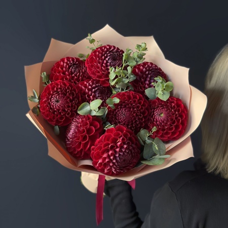 Монобукет  №213 с доставкой в Обнинске и Малоярославце – Rosalia Flowers