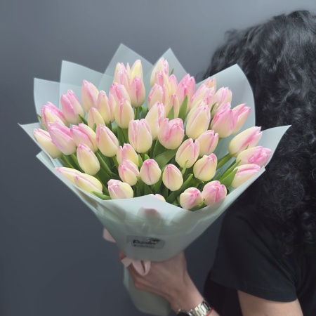 Монобукет №139 с доставкой в Обнинске и Малоярославце – Rosalia Flowers