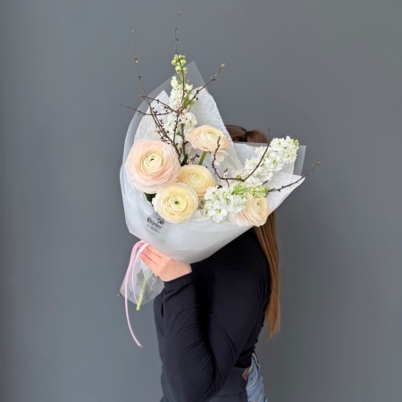 Букет №540 с доставкой в Обнинске и Малоярославце – Rosalia Flowers