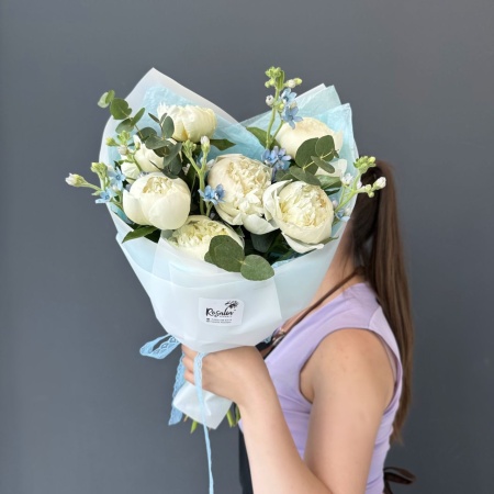 Букет №560 с доставкой в Обнинске и Малоярославце – Rosalia Flowers