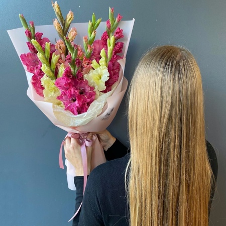 Букет №197 с доставкой в Обнинске и Малоярославце – Rosalia Flowers