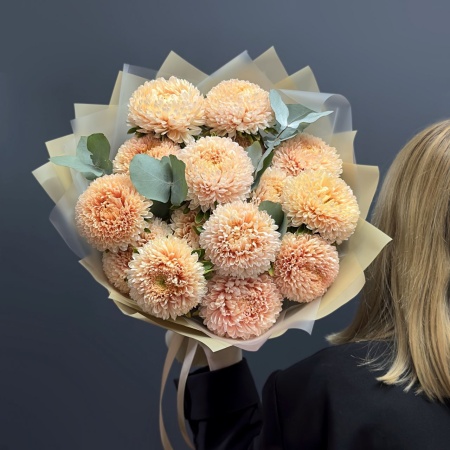 Монобукет №199 с доставкой в Обнинске и Малоярославце – Rosalia Flowers