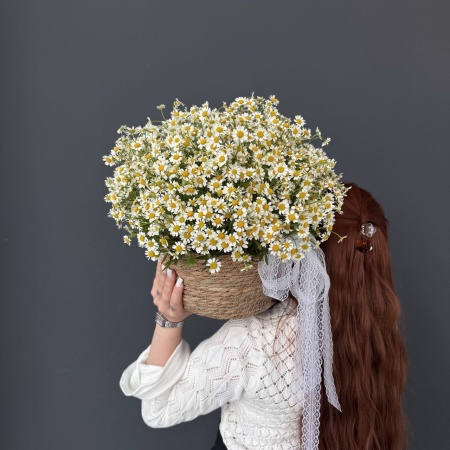 Корзина цветов №200 с доставкой в Обнинске и Малоярославце – Rosalia Flowers