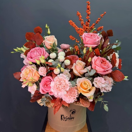 Шляпная коробка №125 с доставкой в Обнинске и Малоярославце – Rosalia Flowers Шляпная коробка №125 с доставкой в Обнинске и Малоярославце – Rosalia Flowers