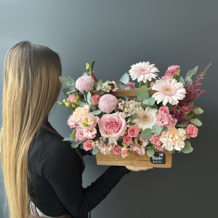 Композиция №125 с доставкой в Обнинске и Малоярославце – Rosalia Flowers