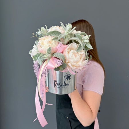 Композиция №209 с доставкой в Обнинске и Малоярославце – Rosalia Flowers
