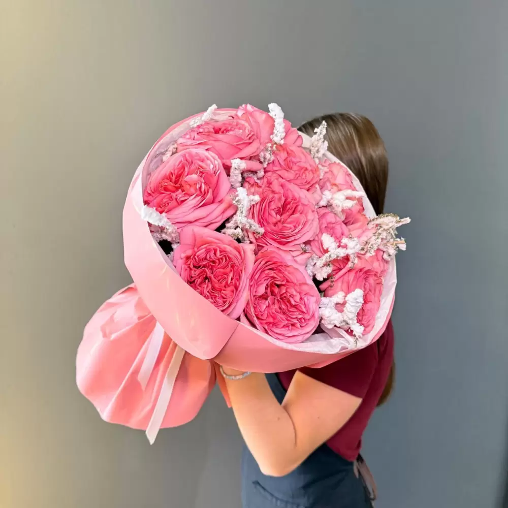 Нестандартный букет: креативные способы удивить получателя необычной цветочной композицией