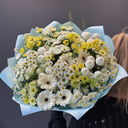 Букет №402 с доставкой в Обнинске и Малоярославце – Rosalia Flowers